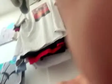 hottiewithabody101 – webcam model profile photo Image 4