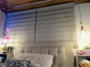 loving_ladies – webcam model profile photo Image 13