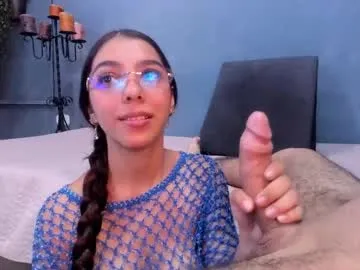 straightishd – webcam model profile photo Image 5