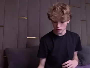 lary_holly – webcam model profile photo Image 3