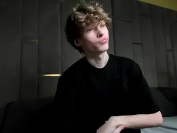 lary_holly – webcam model profile photo Image 5