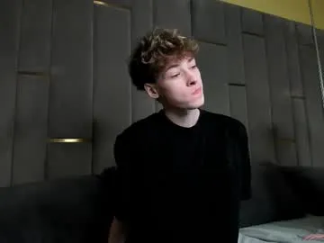 lary_holly – webcam model profile photo Image 6