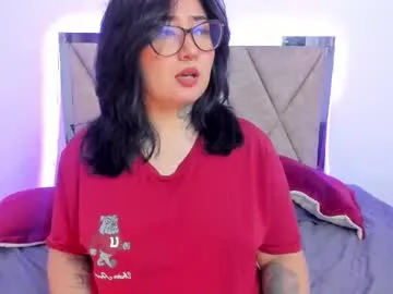 curvybaddie Image 6