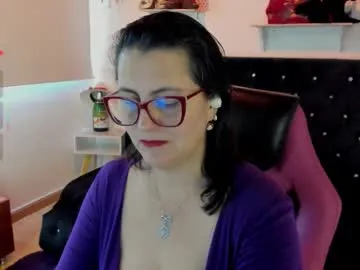 MayaSole – webcam model profile photo Image 19