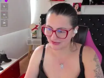 MayaSole – webcam model profile photo Image 5