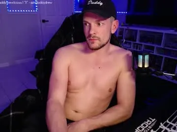 officiallyonlytams – webcam model profile photo Image 9