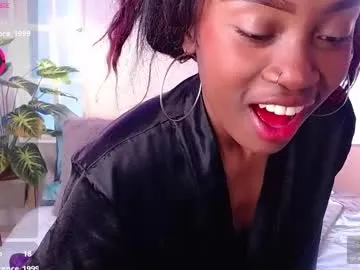 pinkypuppa – webcam model profile photo Image 3