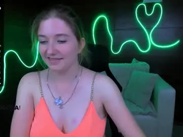 ErikaBonnie – webcam model profile photo Image 6