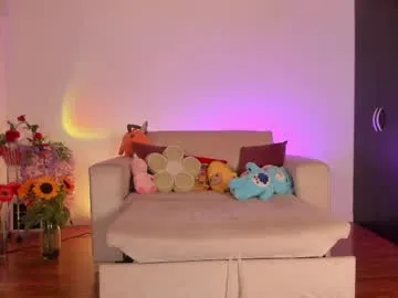 loving_ladies – webcam model profile photo Image 19