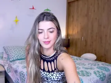 littlejennifer18 – webcam model profile photo Image 6