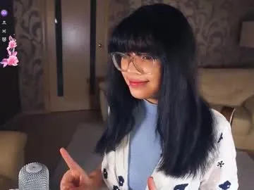 AdeleWood – webcam model profile photo Image 5