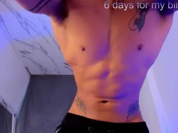 evan_white_ – webcam model profile photo Image 10