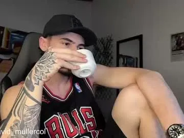 your_dolls – webcam model profile photo Image 3