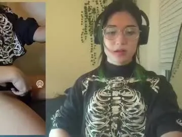 sexxxsirens – webcam model profile photo Image 7