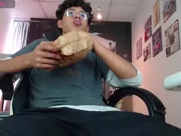 jonathanfranz123 – webcam model profile photo Image 4