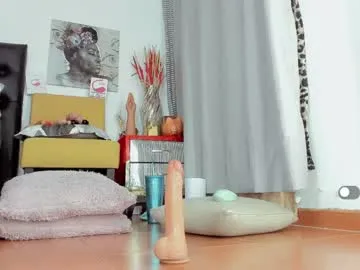 anabel054 – webcam model profile photo Image 5