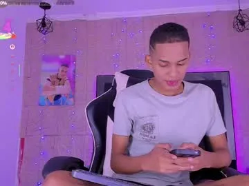 angelsofaurora – webcam model profile photo Image 9