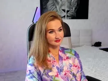 splendid_dolls – webcam model profile photo Image 9