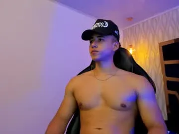 magnetic77slav – webcam model profile photo Image 2