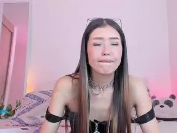 chaptertoo – webcam model profile photo Image 16