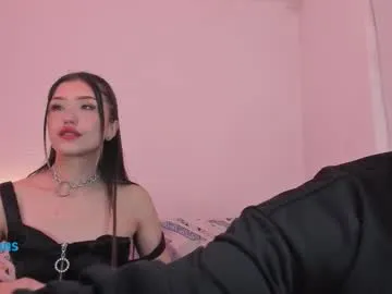 chaptertoo – webcam model profile photo Image 8