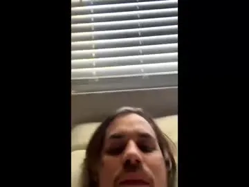 dylanl0319 – webcam model profile photo