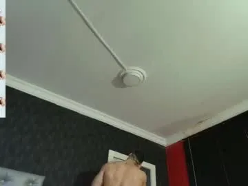 realtryit – webcam model profile photo Image 16