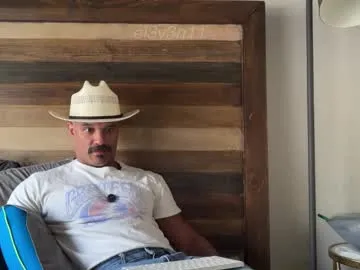 kira0541 – webcam model profile photo Image 2