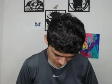 sexxxsirens – webcam model profile photo Image 4