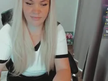 loving_ladies – webcam model profile photo Image 12