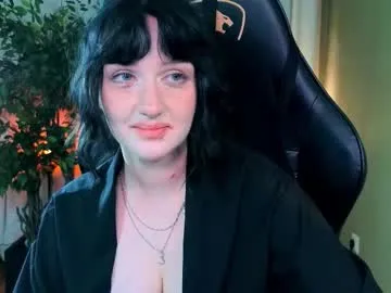 loving_ladies – webcam model profile photo Image 10