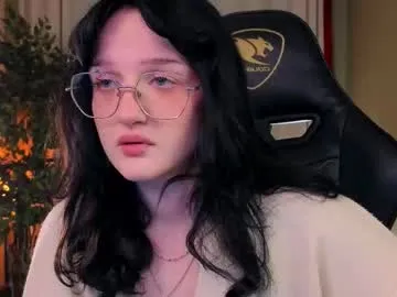 loving_ladies – webcam model profile photo Image 18