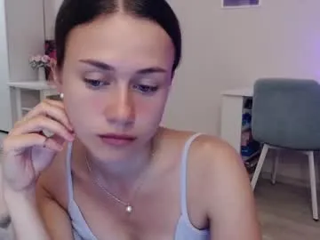 bright_diamonds_054 – webcam model profile photo Image 16