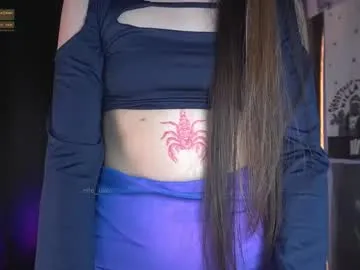 AmelieGray – webcam model profile photo Image 7