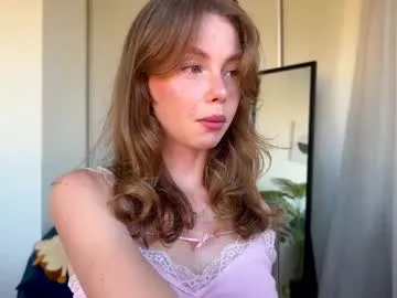 elli_harmon Image 18