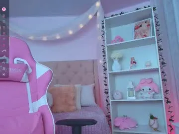 April – webcam model profile photo Image 13