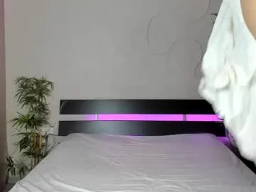 emma_jhons0n Image 3