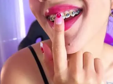 your_dolls – webcam model profile photo Image 16