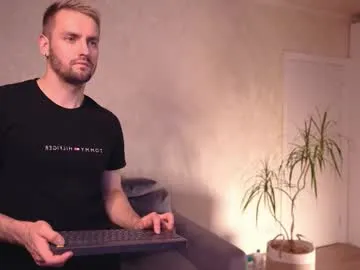 loving_ladies – webcam model profile photo Image 15