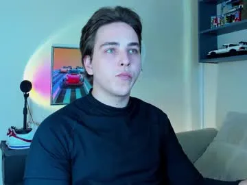 successful_kevin – webcam model profile photo Image 15