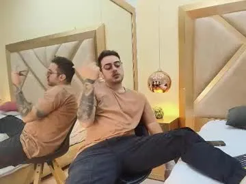 confi17_latin – webcam model profile photo Image 6