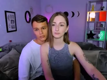 kinkyfriedchicks_ – webcam model profile photo Image 14