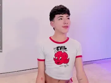 wet_dreamm22 – webcam model profile photo Image 2