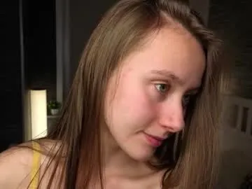 littlejennifer18 – webcam model profile photo Image 19