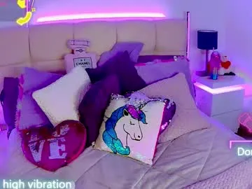 AbbyZanella – webcam model profile photo Image 2