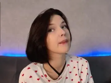 pinkypuppa – webcam model profile photo Image 3