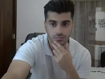 lary_holly – webcam model profile photo Image 15