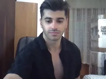 lary_holly – webcam model profile photo Image 16