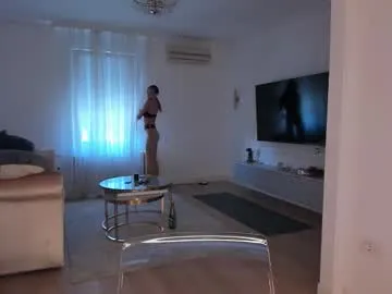 your_dolls – webcam model profile photo Image 11