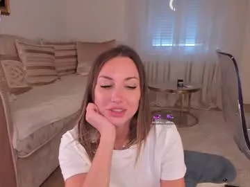 your_dolls – webcam model profile photo Image 15